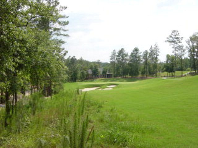 1st image of 138 Golden Oak Dr