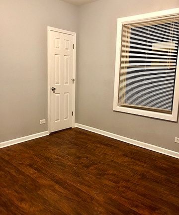 3rd image of 8616 S Euclid Ave APT 2