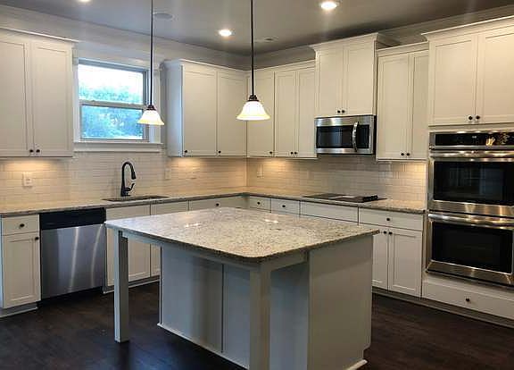 3rd image of 7038 Harriswood Ln