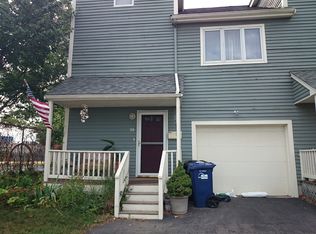 39 Portsmouth St, Brighton, MA 02135