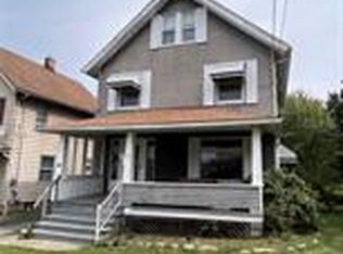 60 Grandview Ave, Struthers, OH
