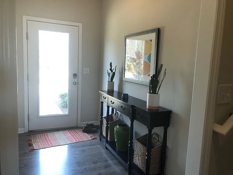453 Tayberry Ln — Photo 7