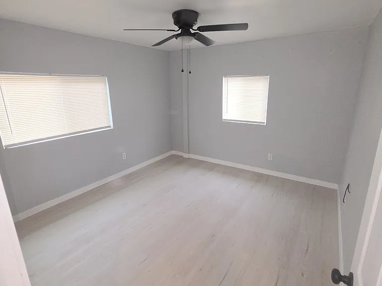 16746 Merrill St #B — Photo 4