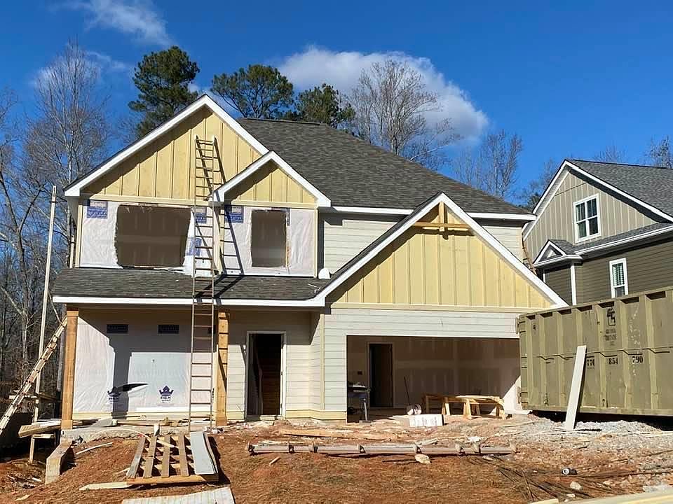 1st image of 204 Wooded Glen Ln