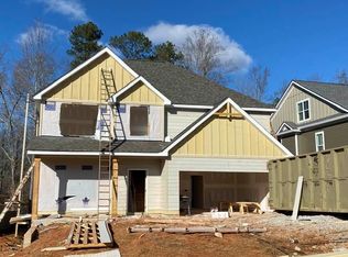 204 Wooded Glen Ln, Carrollton, GA 30117
