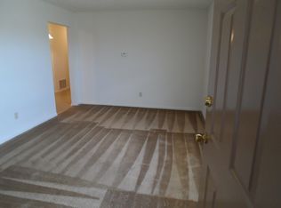 1329 Nancy Hanks Rd APT 6, Lexington, KY 40504