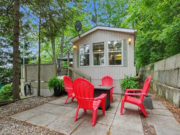 673 Brant Waterloo Rd #77, North Dumfries, ON N0B 1E0