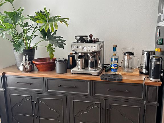 breakfast/ coffee nook