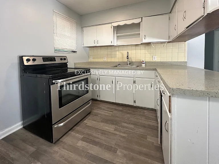 1160 Comanche St #4 — Photo 4