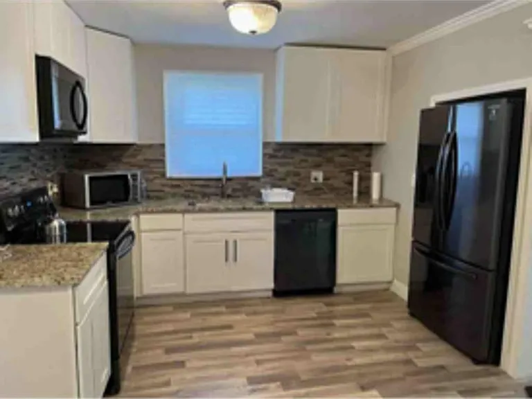1430 Orlando St SW — Photo 11