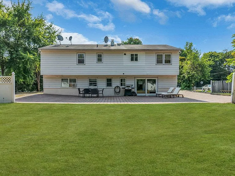 459 Norwood Ave — Photo 37