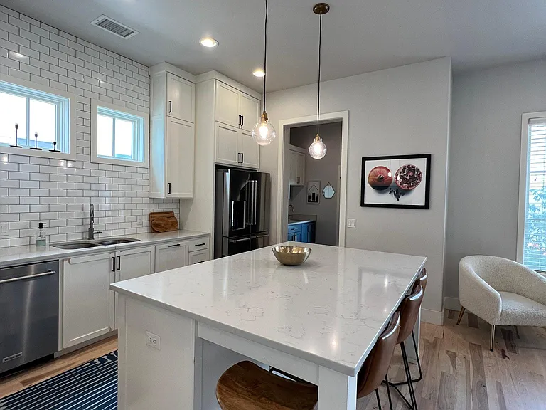 1820 Runway Blvd — Photo 9
