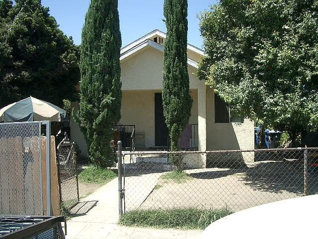 1st image of 327 McDonald Ave