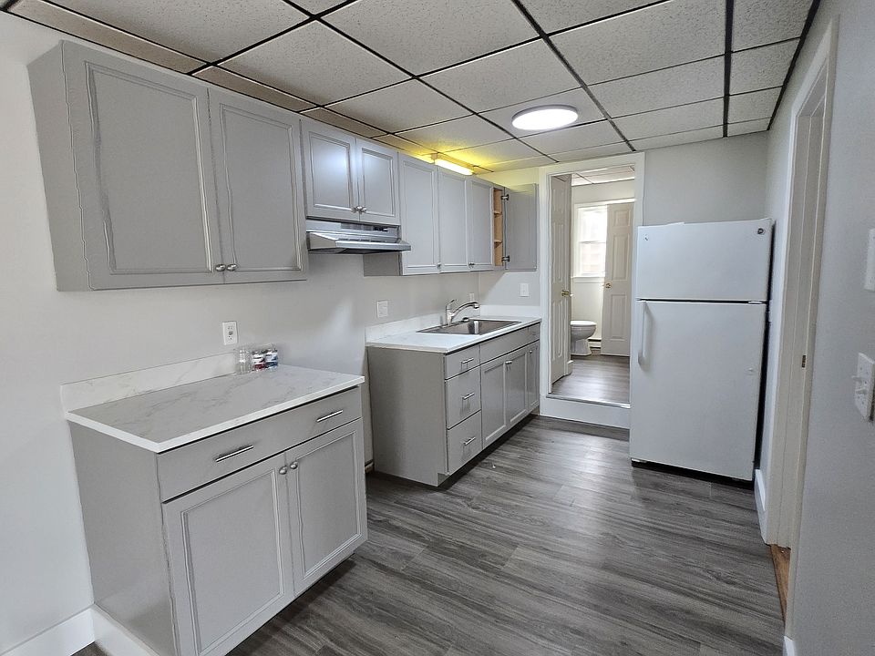 New kitchen with new propane range