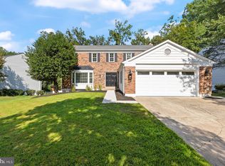 9368 Tovito Dr, Fairfax, VA 22031