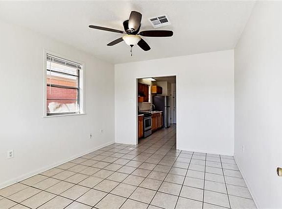 4th image of A 850th Ave