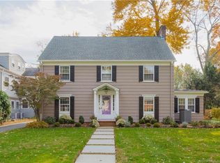 27 Birch Rd, West Hartford, CT 06119