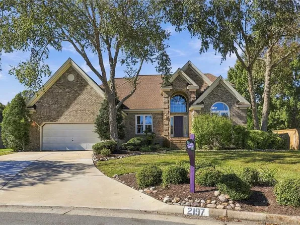 2197 Bierce Dr, Virginia Beach, VA 23454