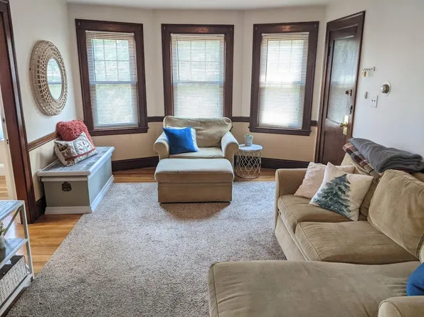 66 Brock St, Brighton, MA 02135