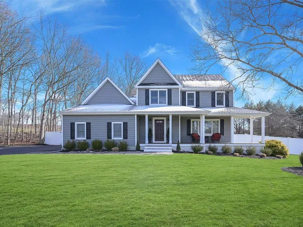 192 Deer Run, Wading River, NY 11792