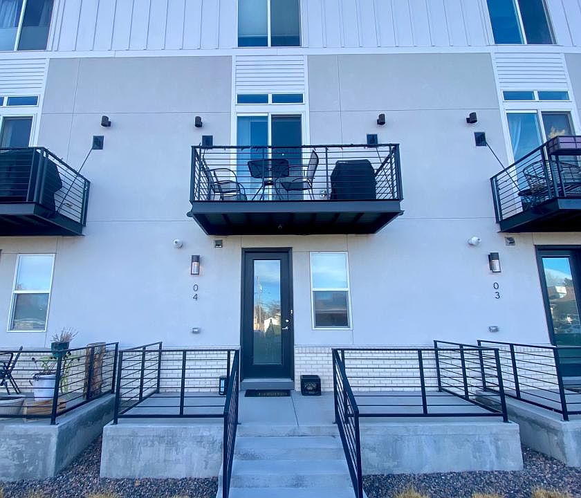 1st image of 3050 N Wilson Ct #4