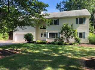 8299 Billings Rd, Kirtland, OH 44094