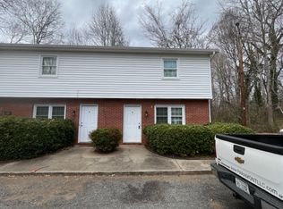 108 South St APT 8, Rutherfordton, NC 28139