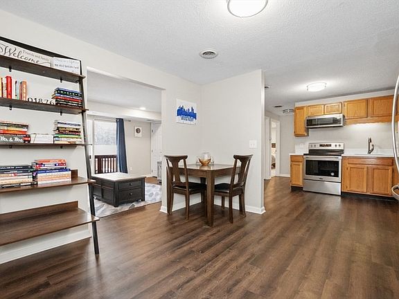 3rd image of 55 Randolph Dr Unit 55