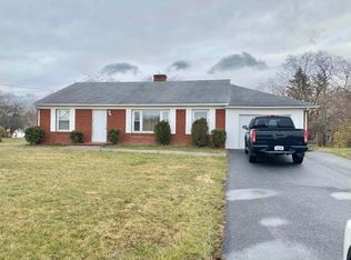 1072 Ladd Rd, Waynesboro, VA 22980