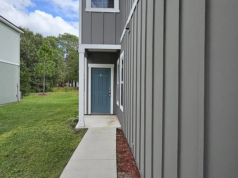 7683 Legacy Trl — Photo 3