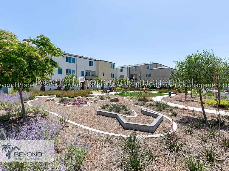 5461 Seacliff Pl #72 — Photo 19