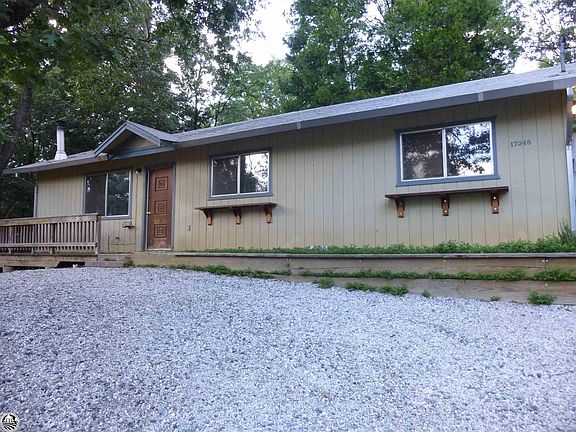 3rd image of 17248 Mount Elizabeth Dr