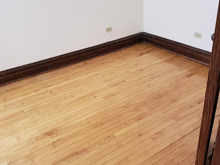 1637 N Drake Ave #2R — Photo 4