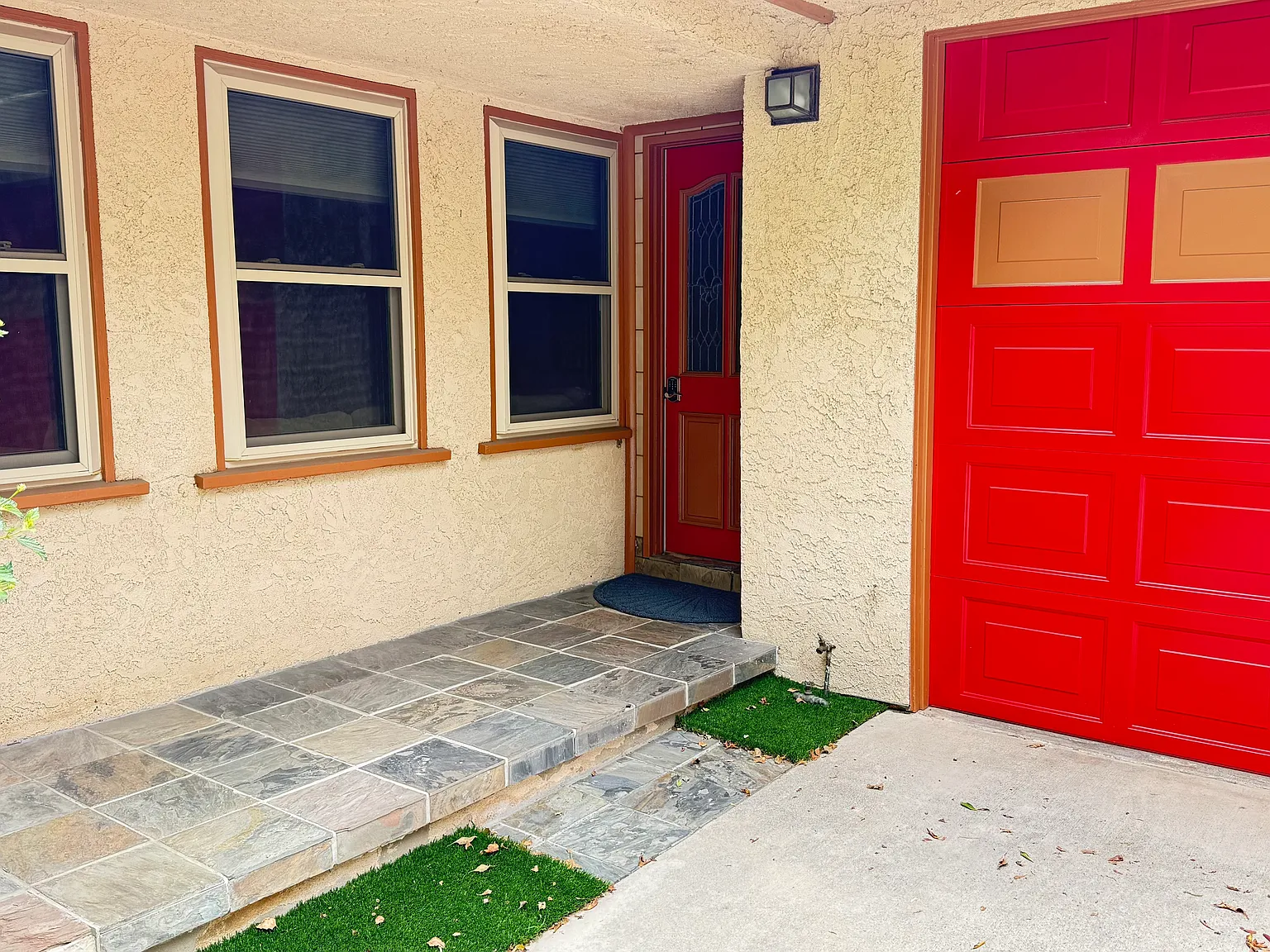 3 bed, 1842 sqft, $2,200 — Photo 4
