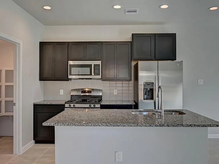 11857 E Gate Dr — Photo 8