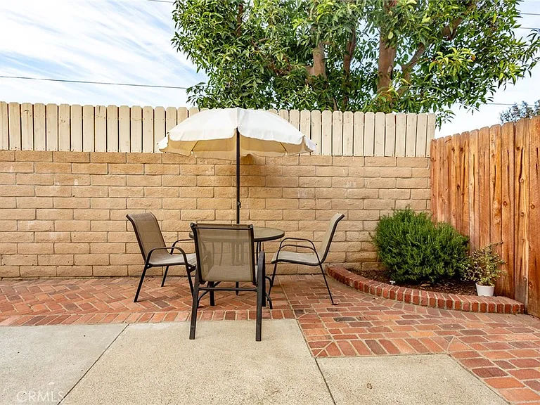 1653 Toyon Pl — Photo 8