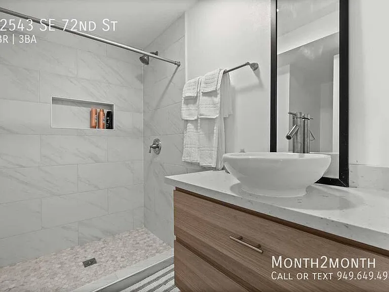 12543 SE 72nd St — Photo 24