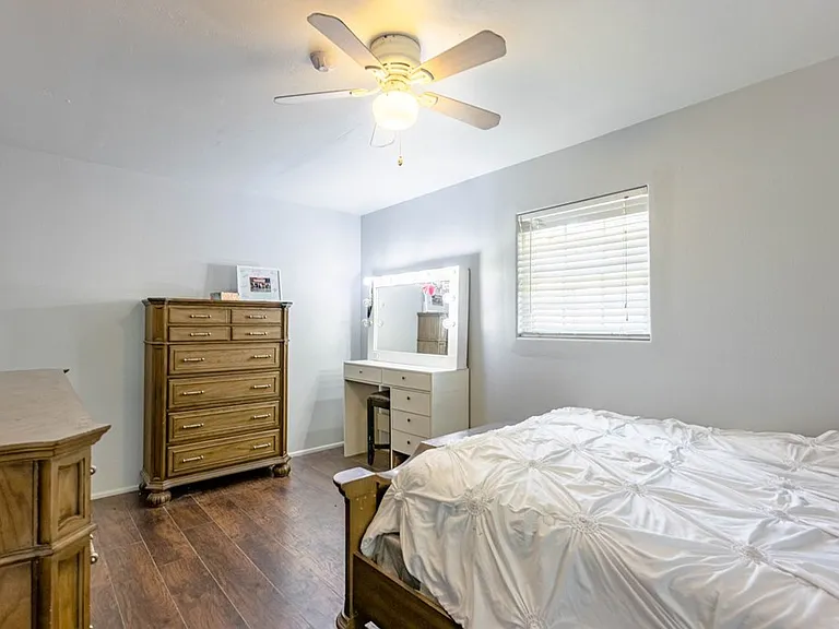 1803 S Allen Ave — Photo 7