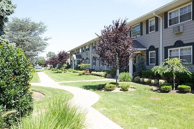 Fairfield Pines — Photo 6