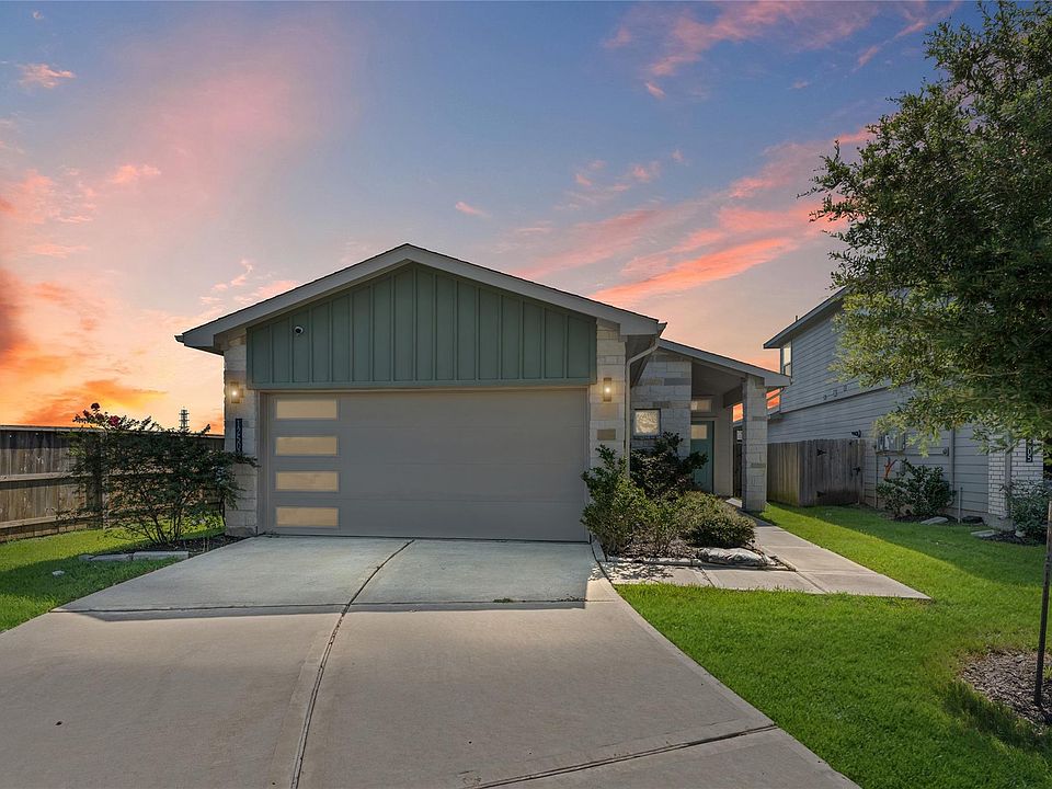 1st image of 12503 Newport Arch Ln