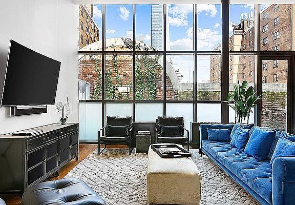 3rd image of 420 W 25th St Penthouse B