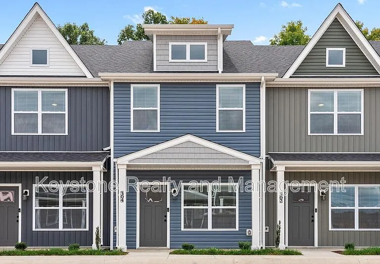 103 Front Ridge Cir — Photo 1