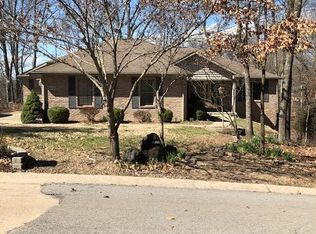 3215 Lakewood Dr, Cape Girardeau, MO 63701