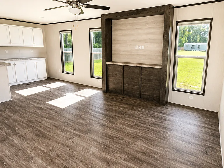 23101 Green Oaks St #18 — Photo 4