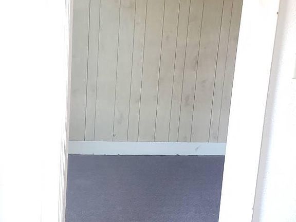 3rd image of 95 Warren Ave