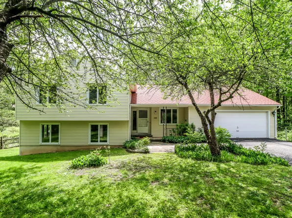4 Gretchen Lane, Bethel, CT 06801