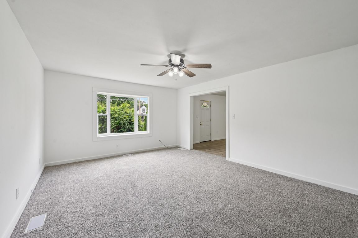 S Champion Ave-S1507-021.jpg