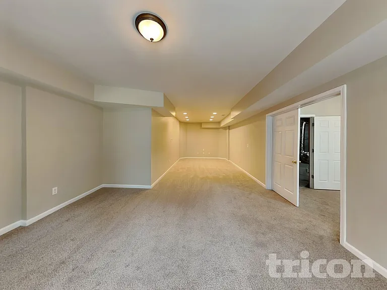 15 Magnolia Dr — Photo 26