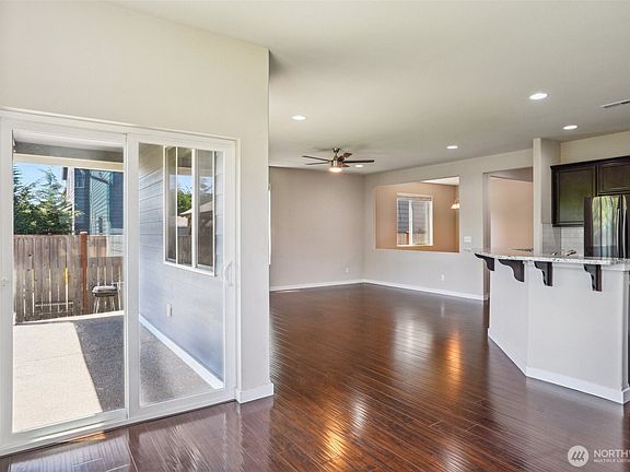 4th image of 8124 152nd Street Ct E
