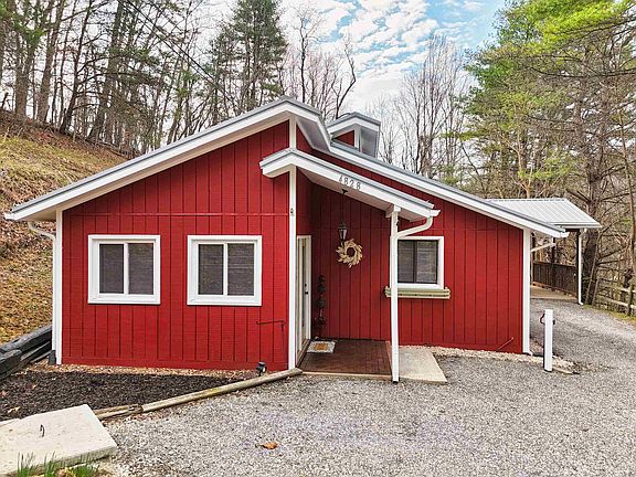 2nd image of 4828 Clarks Ferry Rd